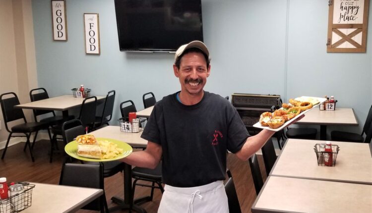 New Upper Milford restaurant serving up comfort food with twists - The Morning Call