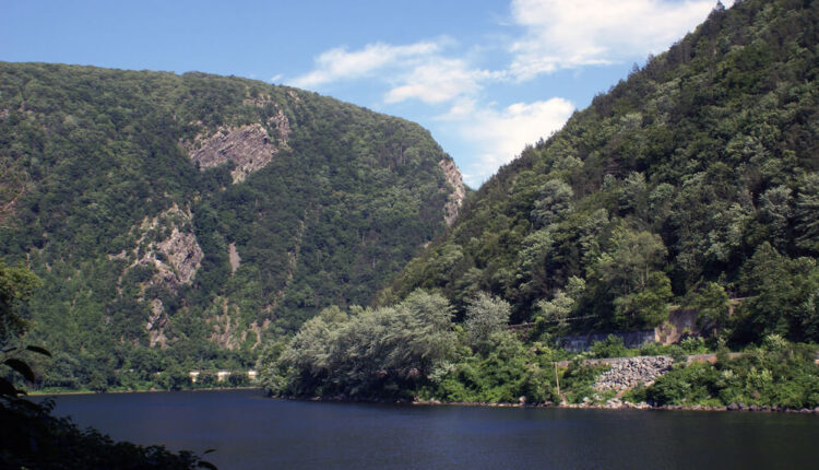 A national park for Pa. and N.J.? Supporters of a new proposal say it’s possible and long overdue