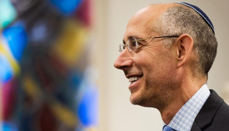   Rabbi Mark Cohn is about to leave the Temple of Emanuel in Winston-Salem after leading the synagogue for almost 21 years |  Local news

