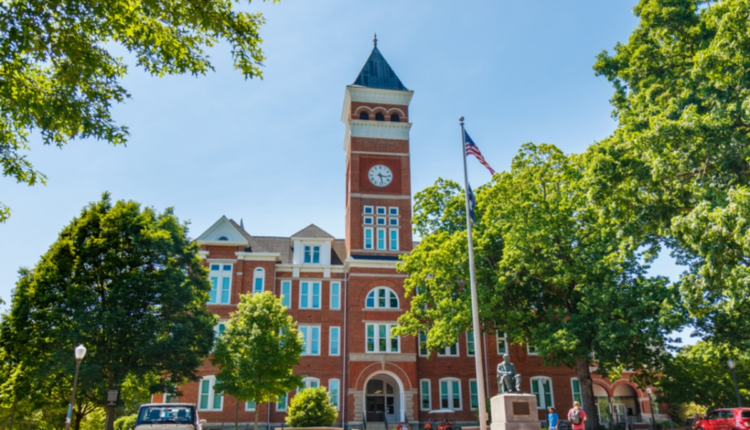 Study: These are the best colleges in America for 2021 - New York Daily News