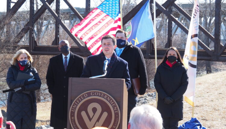 In Kansas, Buttigieg points to Pgh bridge collapse as 'urgent' reminder of infrastructure needs