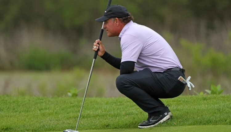 Scott McCarron, Stephen Ames share lead at Senior PGA Championship
