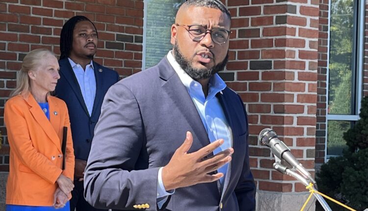 Elected offcials, gun crime activists call on voters to elect gun reform candidates