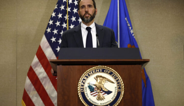 Special Counsel Jack Smith delivers remarks on a recently unsealed indictment against former President Donald Trump at the Justice Department on June 9, 2023 in Washington, DC. Former U.S. President Donald Trump has been indicted on 37 felony counts in the special counsel's classified documents probe. (Photo by Chip Somodevilla/Getty Images)
